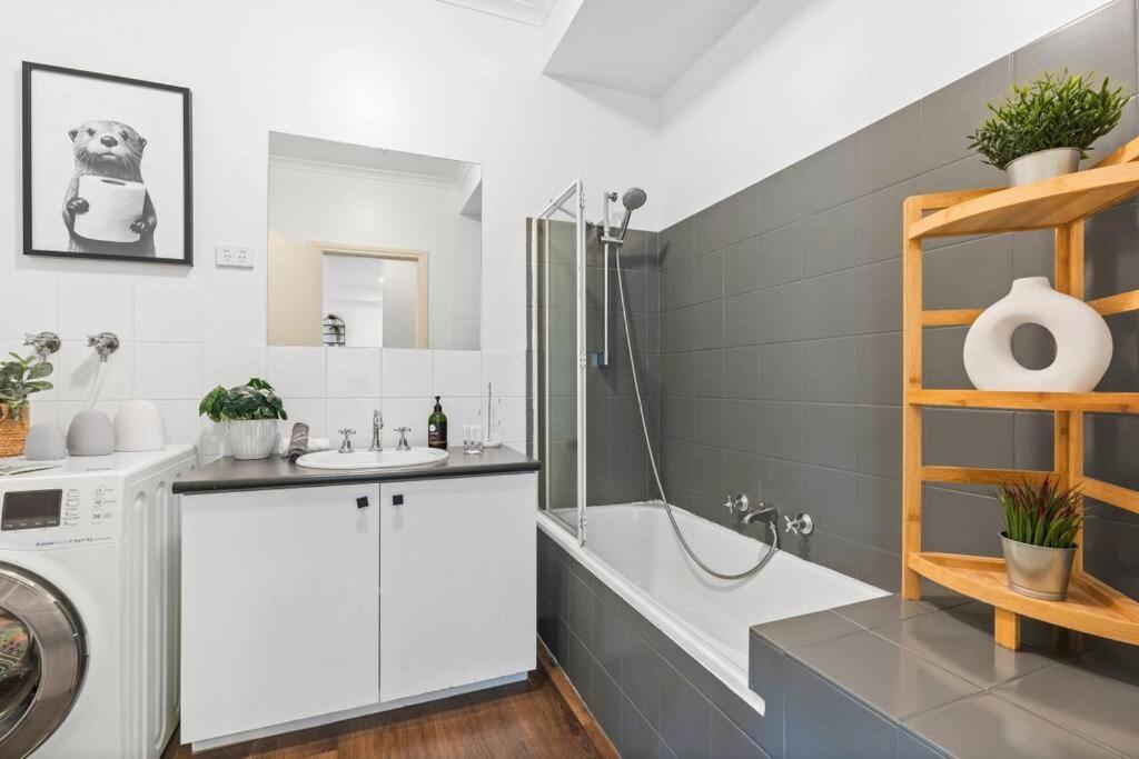 Cozy 1 Bedder In St Kilda With Balcony Apartment Melbourne Luaran gambar